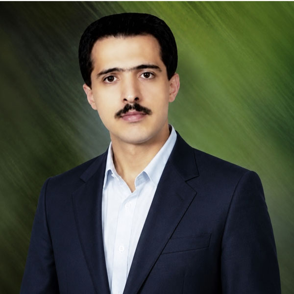وحید صادقی فرد جراح و متخصص ارتوپدی در اردبیل